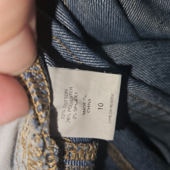 New York & Company Blue Jean Shorts Size 10 - Picture 9 of 9
